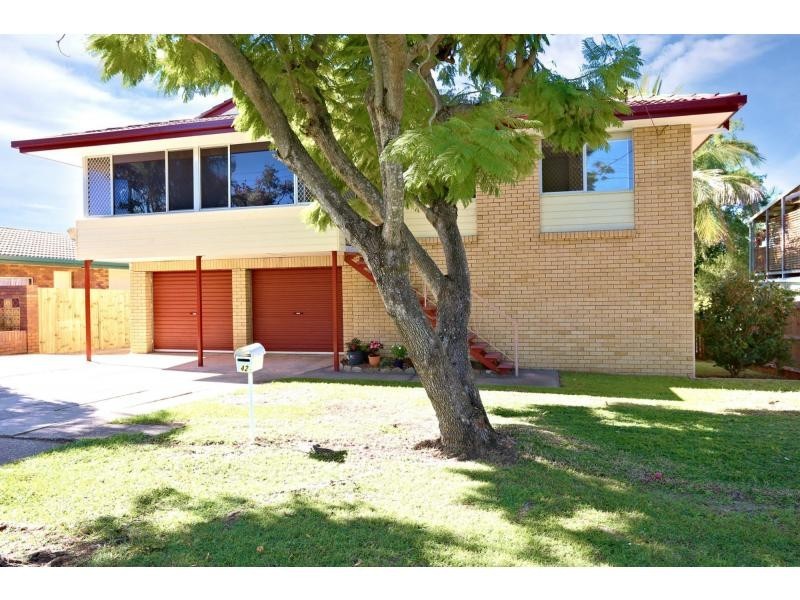 42 Tainton Street, Clontarf QLD 4019
