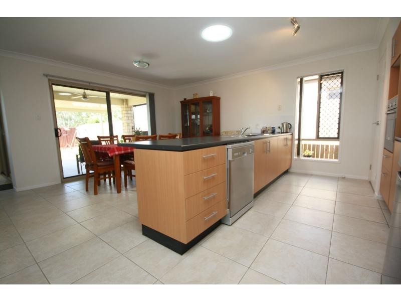 28 Whitlock Drive, Rothwell QLD 4022