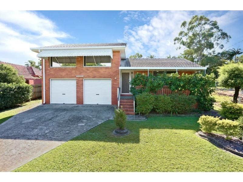 14 Brennan Road, Scarborough QLD 4020