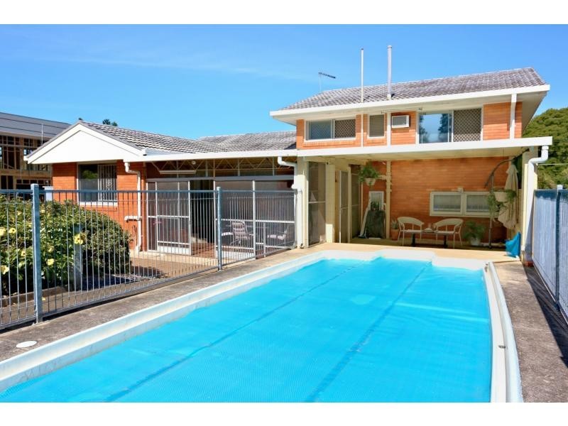 14 Brennan Road, Scarborough QLD 4020
