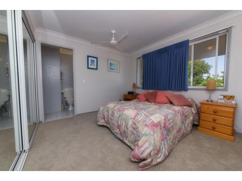 9 Braemer Court, Benowa Waters QLD 4217