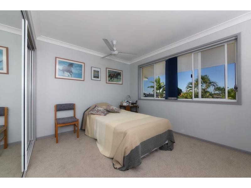 9 Braemer Court, Benowa Waters QLD 4217