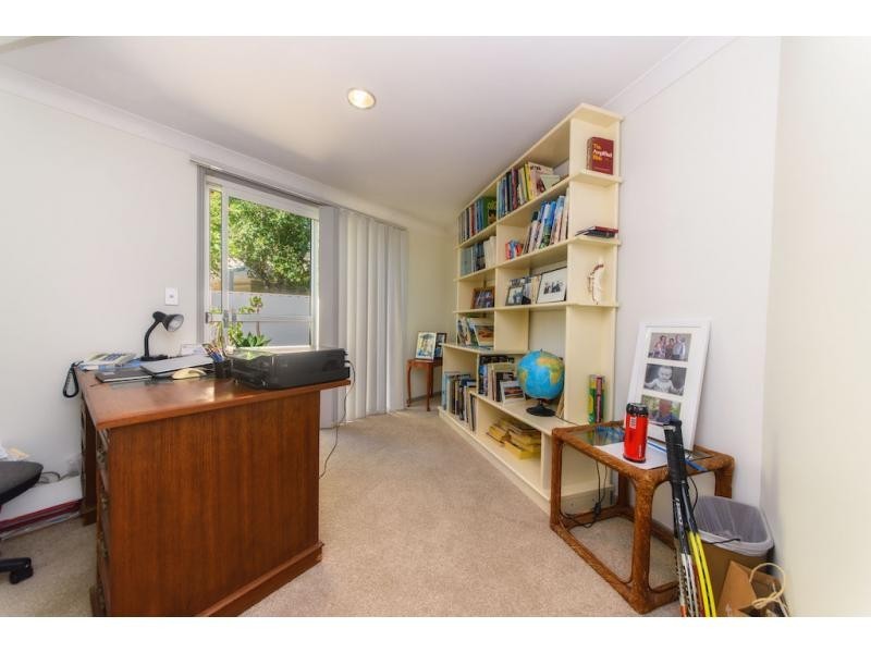 9 Braemer Court, Benowa Waters QLD 4217