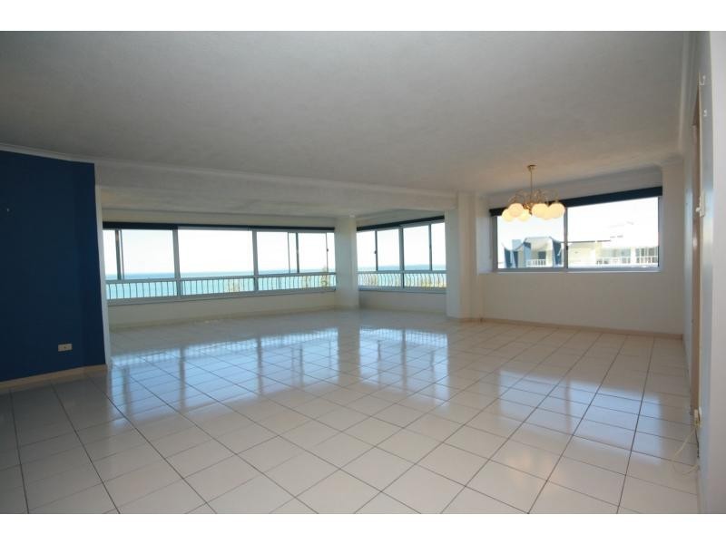 Unit 15/51 Marine Parade, Redcliffe QLD 4020