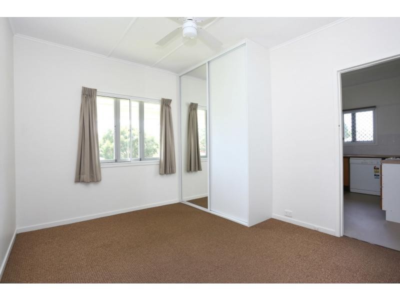 78 Plume Street, Redcliffe QLD 4020