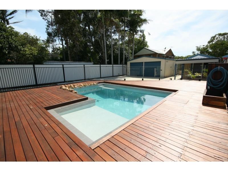 35 Yacht Street, Clontarf QLD 4019
