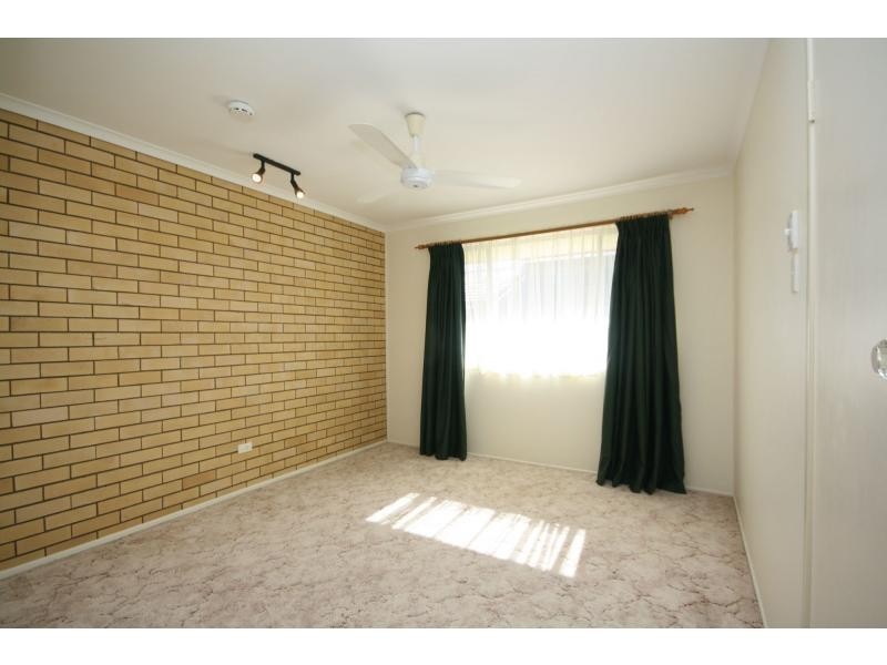 11 Pinewood Street, Redcliffe QLD 4020