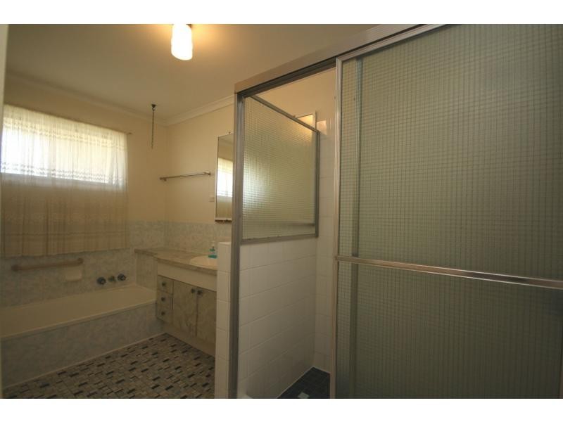 11 Pinewood Street, Redcliffe QLD 4020