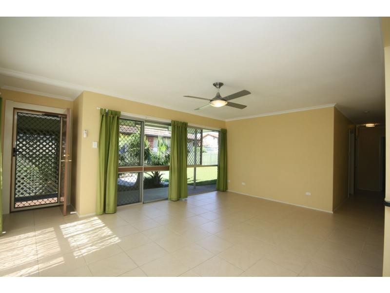 111 Klingner Road, Redcliffe QLD 4020