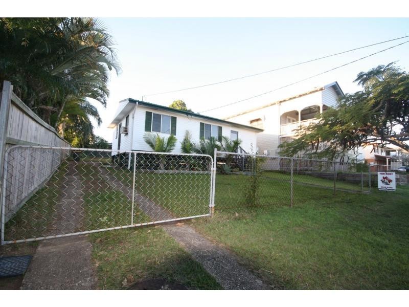 34 Bradley Road, Clontarf QLD 4019