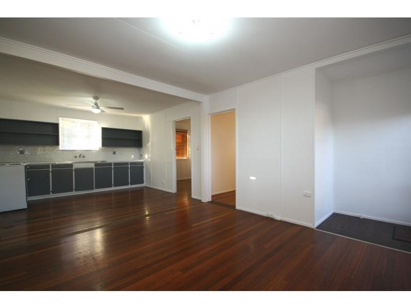 34 Bradley Road, Clontarf QLD 4019