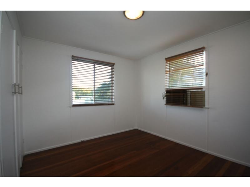 34 Bradley Road, Clontarf QLD 4019