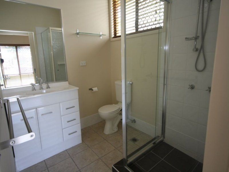 77 Dover Road, Margate QLD 4019