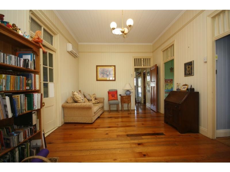 36A Finnie Road, Deagon QLD 4017