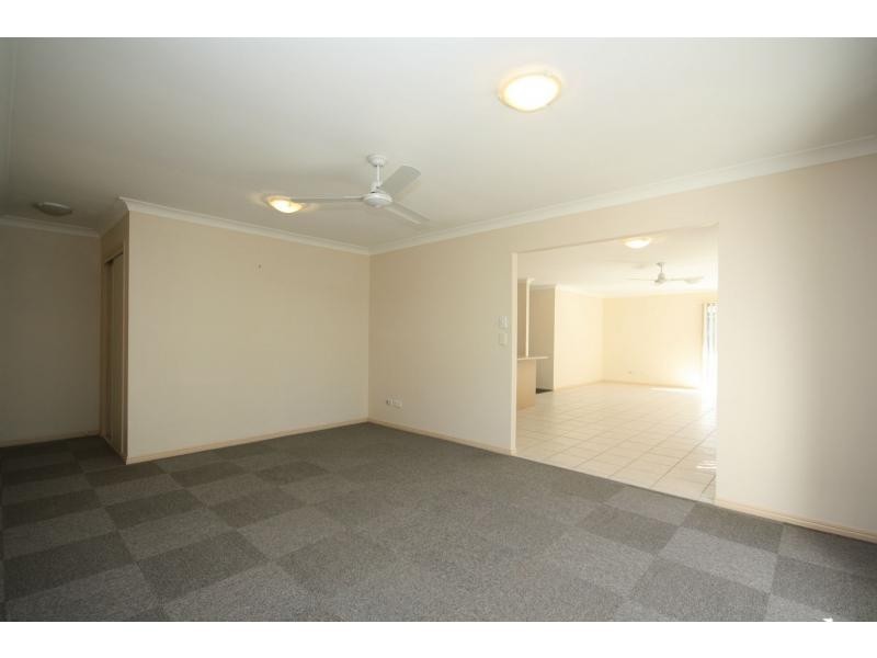 11 Vine Court, Kippa-ring QLD 4021