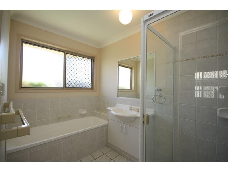 11 Vine Court, Kippa-ring QLD 4021