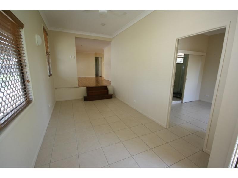 77 Dover Road, Margate QLD 4019