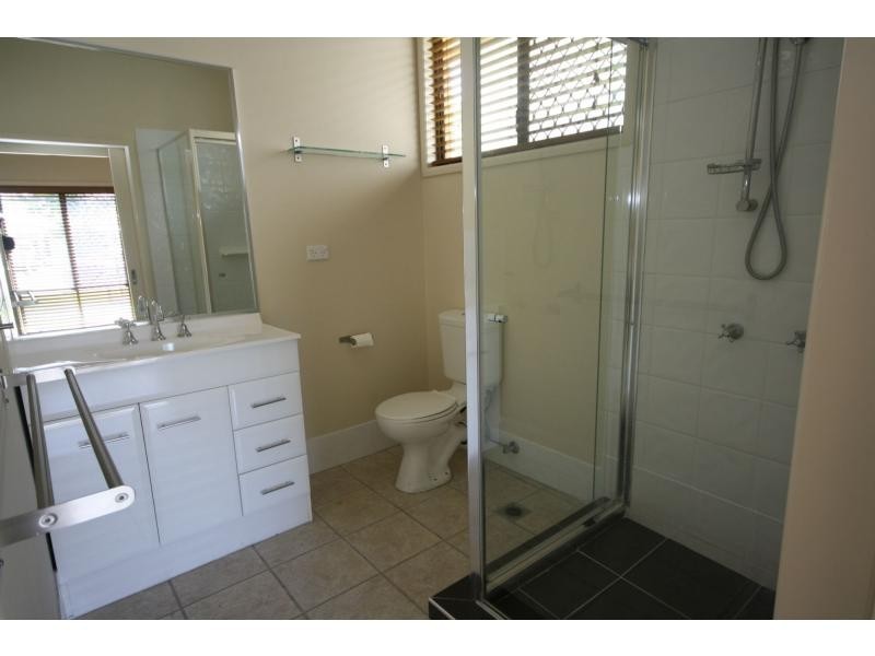 77 Dover Road, Margate QLD 4019