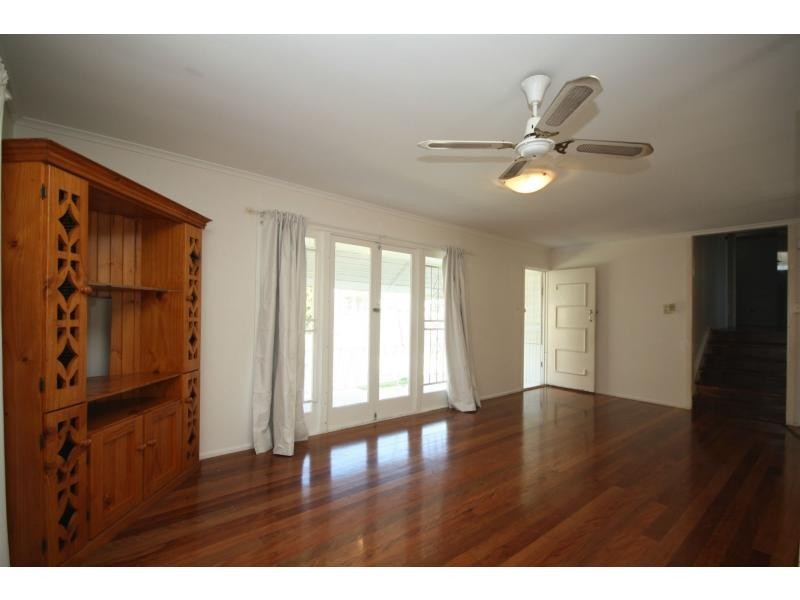 20 Jeffrey Street, Redcliffe QLD 4020