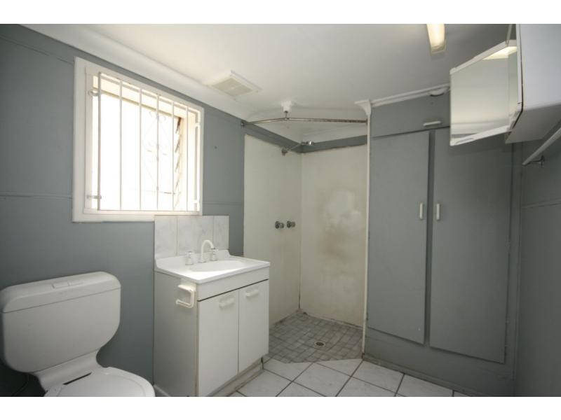 20 Jeffrey Street, Redcliffe QLD 4020