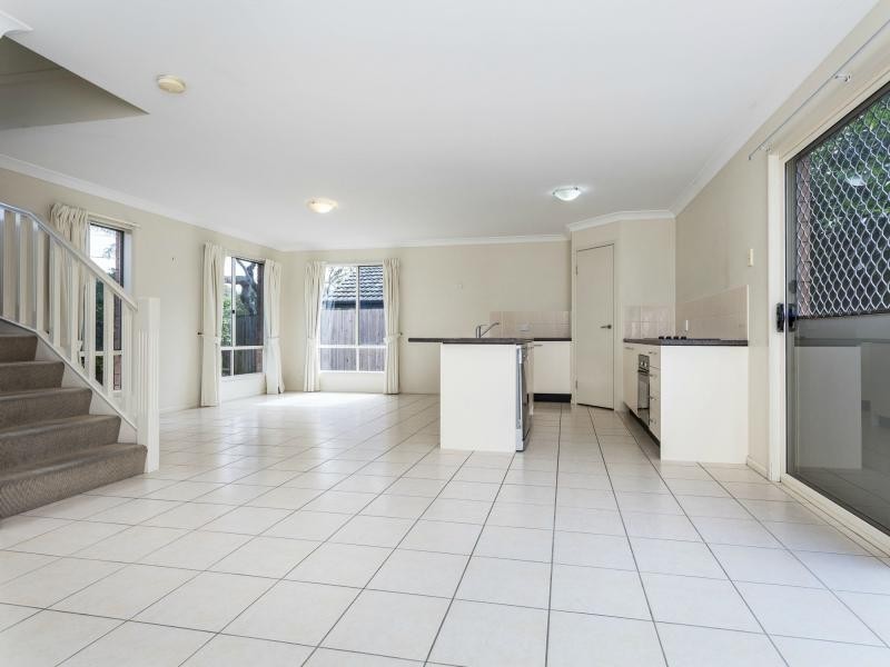 5 Evans Street, Clontarf QLD 4019