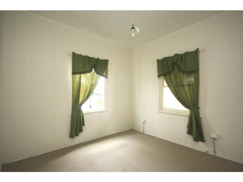 61 Drouyn Street, Deagon QLD 4017