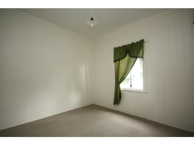 61 Drouyn Street, Deagon QLD 4017