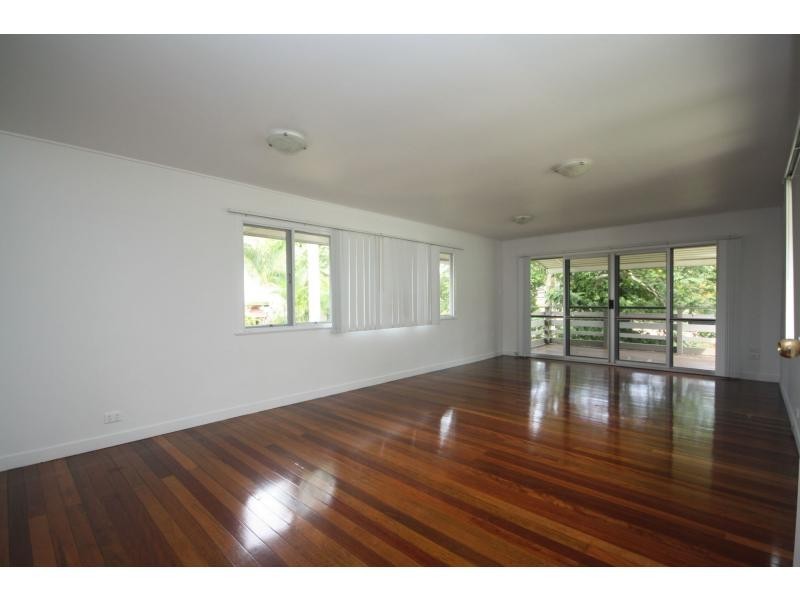 41 Bradley Road, Clontarf QLD 4019