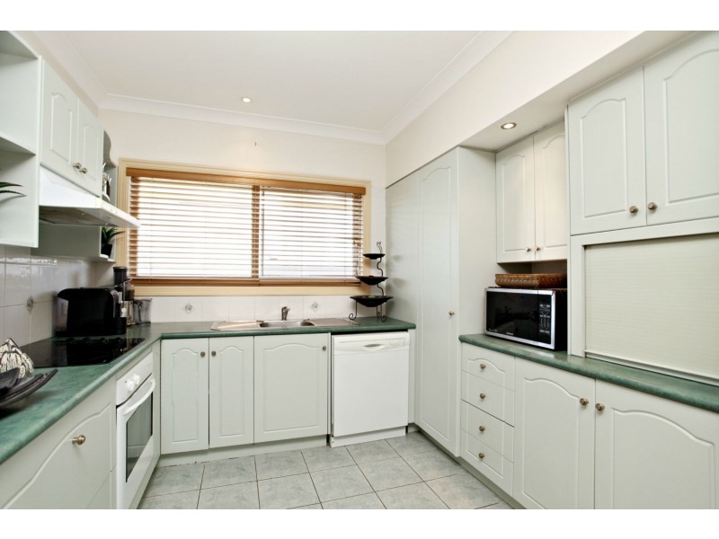 16 Welch Street, Clontarf QLD 4019