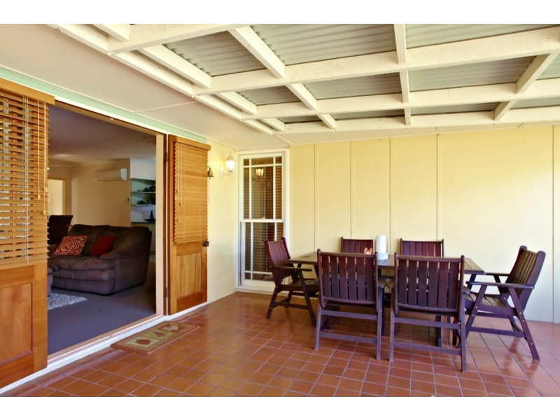 16 Welch Street, Clontarf QLD 4019