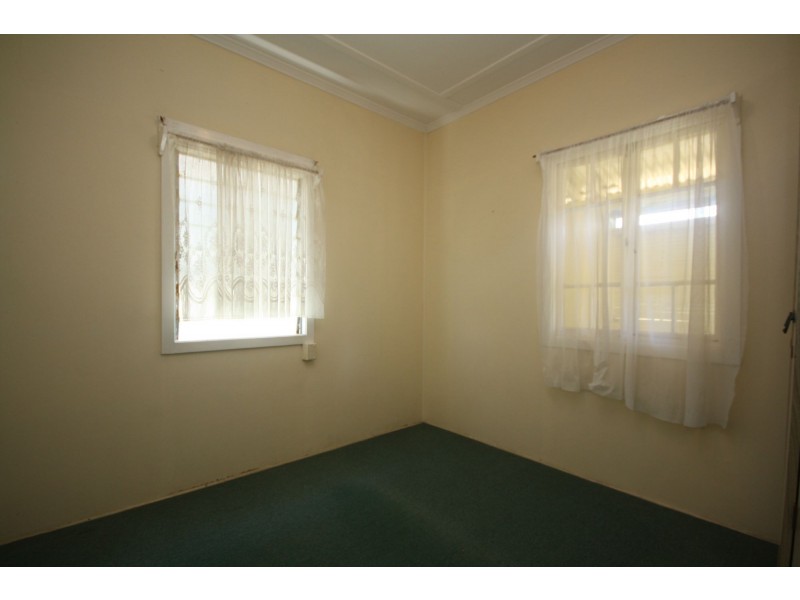 158 Prince Edward Parade, Scarborough QLD 4020