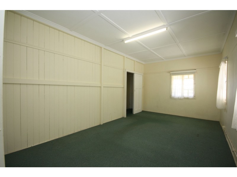 158 Prince Edward Parade, Scarborough QLD 4020