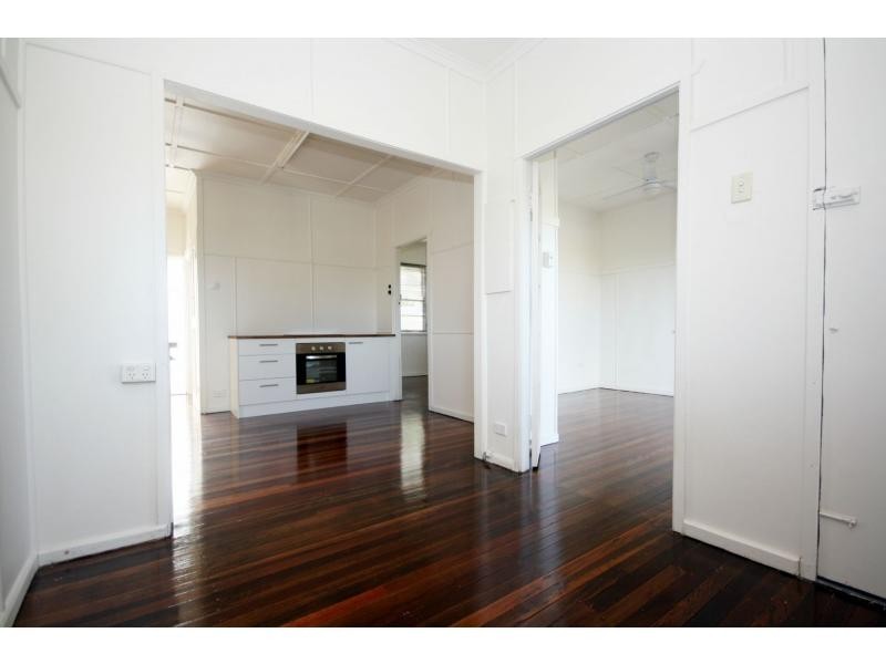 347 Oxley Avenue, Margate QLD 4019