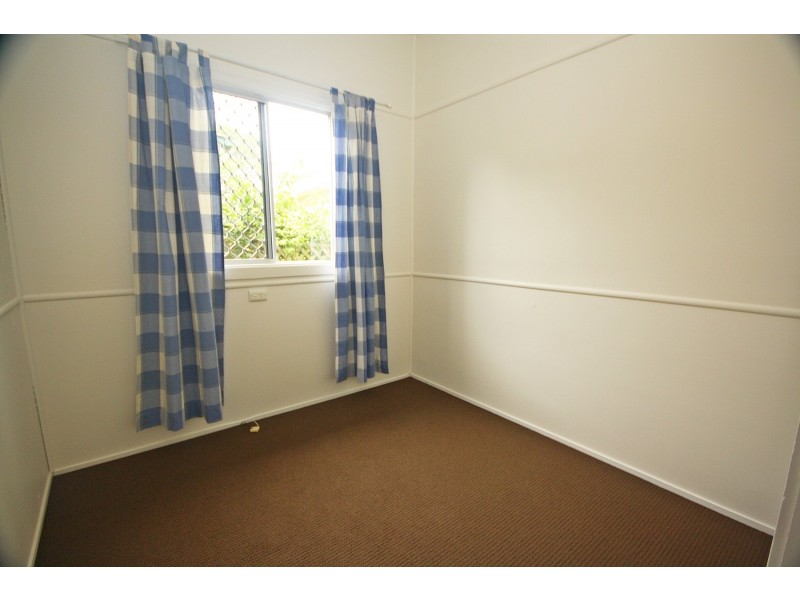 103 Dover Road, Redcliffe QLD 4020