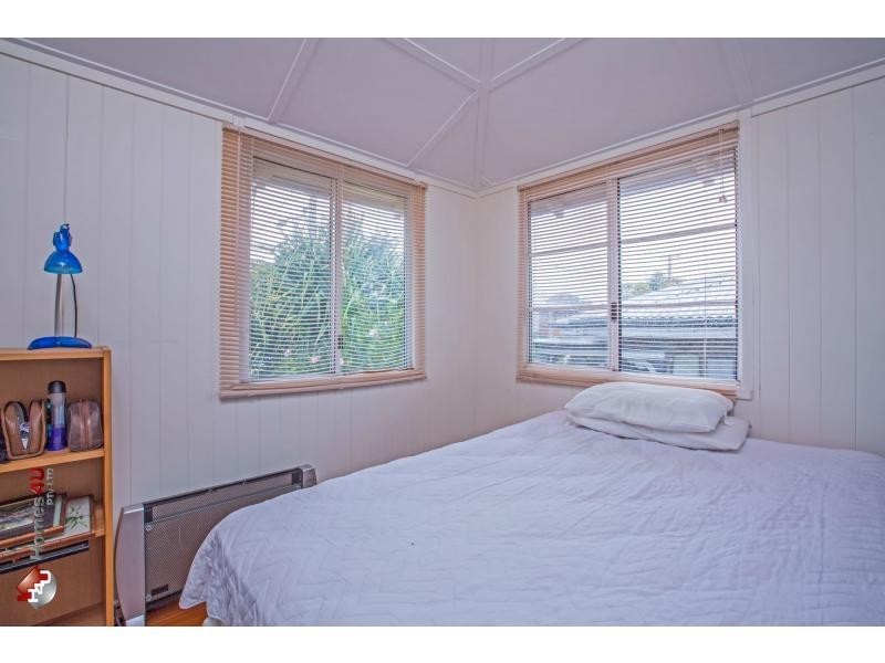 25 Kate Street, Woody Point QLD 4019