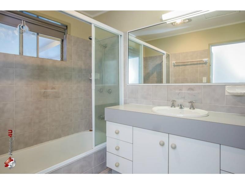 23 Andrew Street, Kallangur QLD 4503