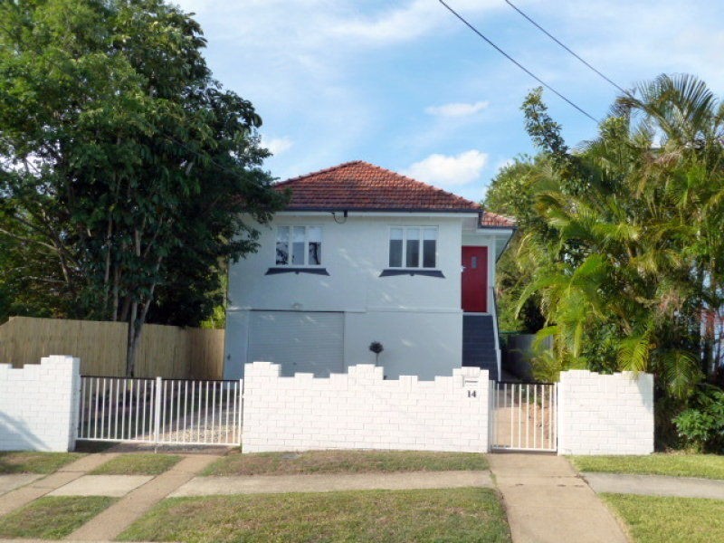 14 Alfred Street, Woody Point QLD 4019