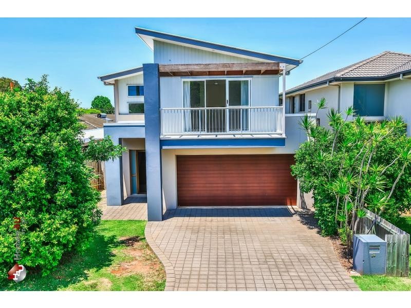 24 Clifford Street, Woody Point QLD 4019