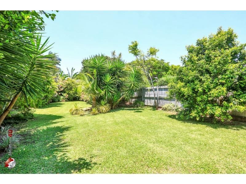 24 Clifford Street, Woody Point QLD 4019