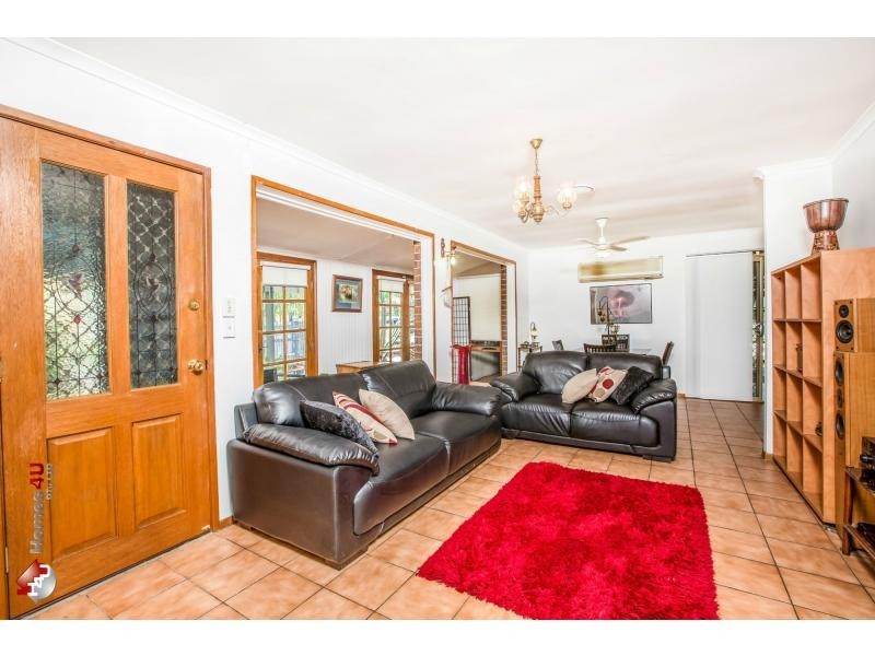 35 Dawn Street, Deception Bay QLD 4508