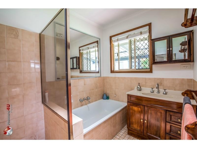 35 Dawn Street, Deception Bay QLD 4508