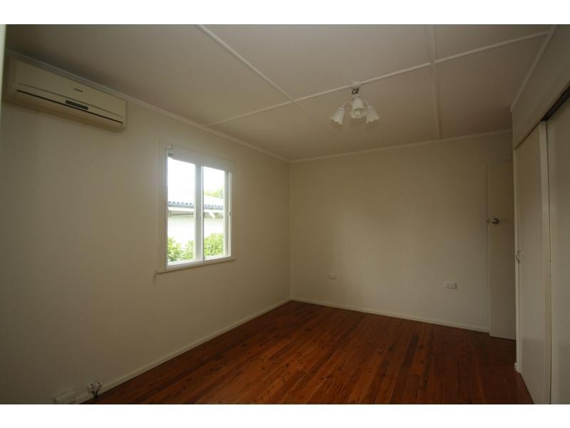 14 Reedy Street, Redcliffe QLD 4020