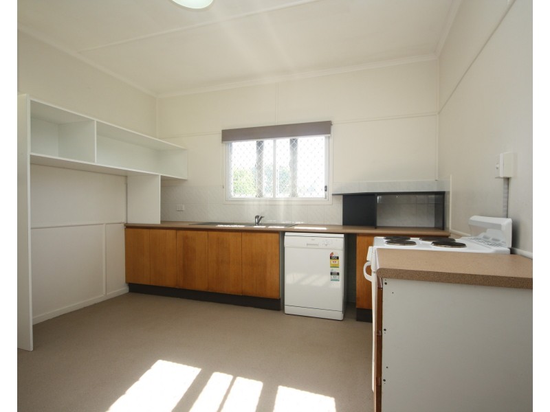 78 Plume Street, Redcliffe QLD 4020