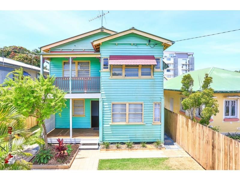 6 Louis Street, Redcliffe QLD 4020