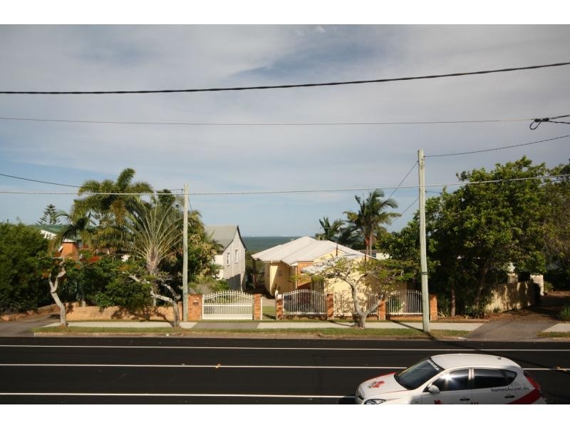 29 Whytecliffe Parade, Woody Point QLD 4019