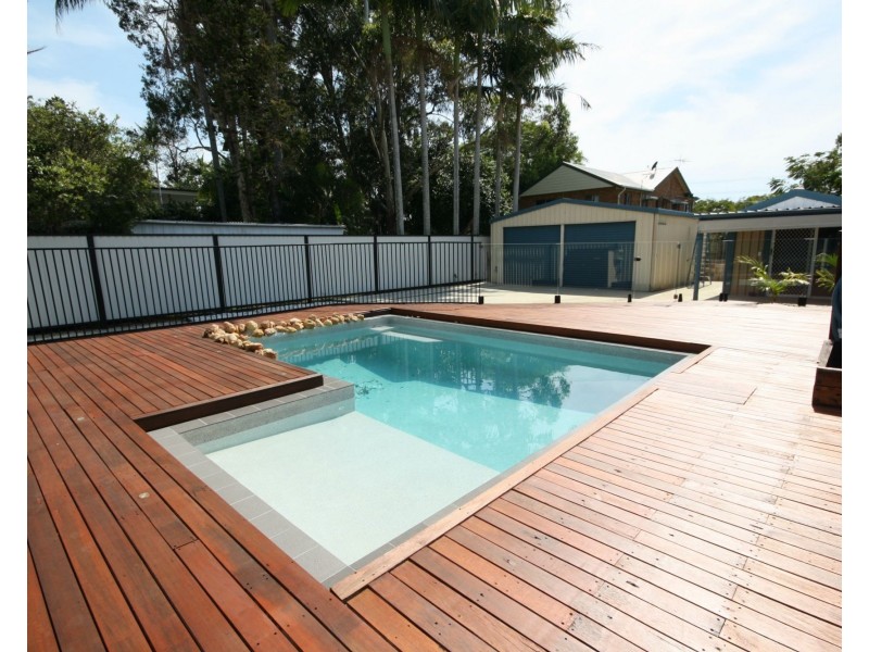 35 Yacht Street, Clontarf QLD 4019