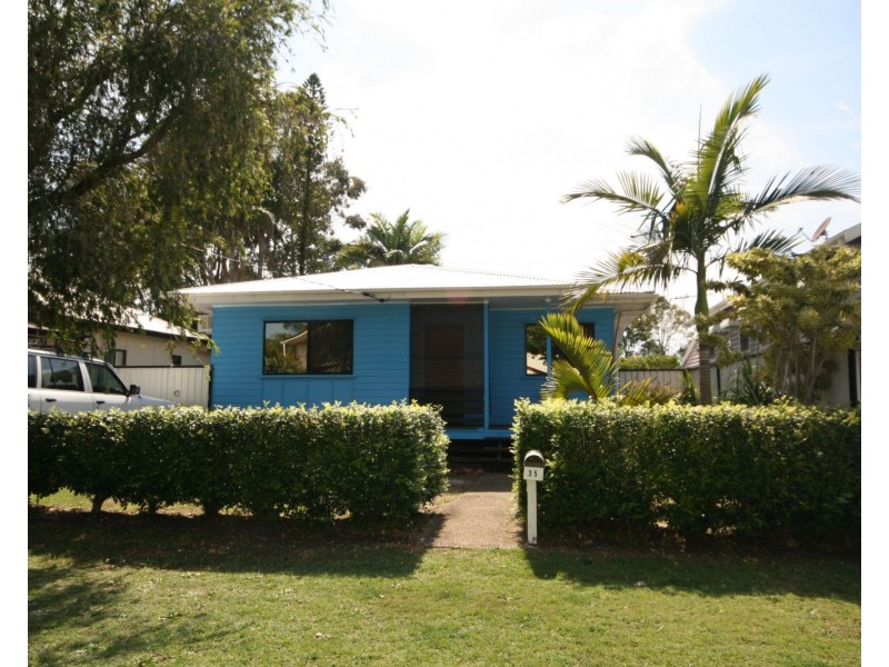 35 Yacht Street, Clontarf QLD 4019