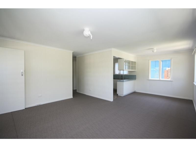 31 Davis Street, Redcliffe QLD 4020