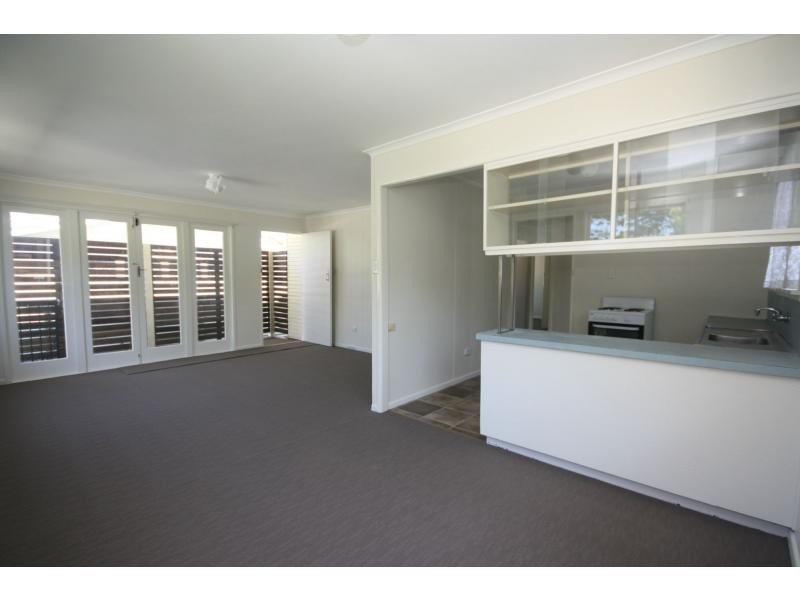 31 Davis Street, Redcliffe QLD 4020