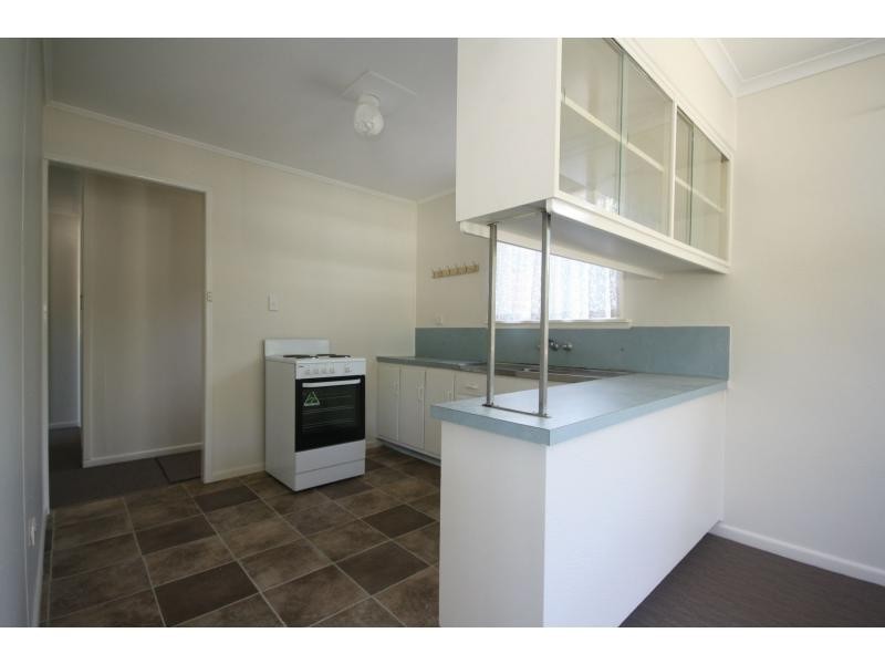 31 Davis Street, Redcliffe QLD 4020